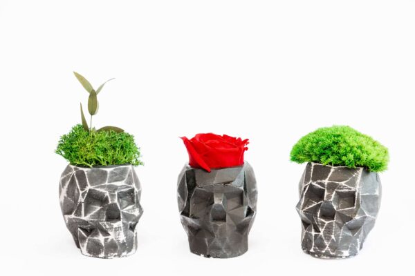 3D Concrete Vase with Rose - Image 2