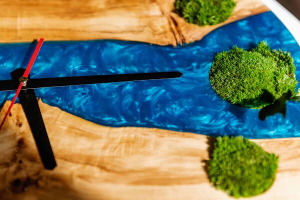 Round Wooden Watch with Ball Moss and Epoxy - Image 9