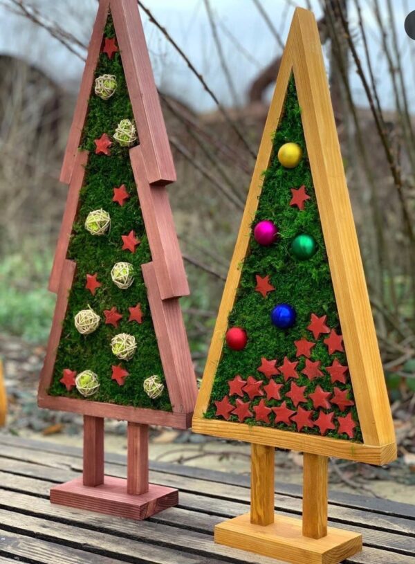 Decorative 3D Wooden Christmas Tree with Moss and Ornaments - Image 4