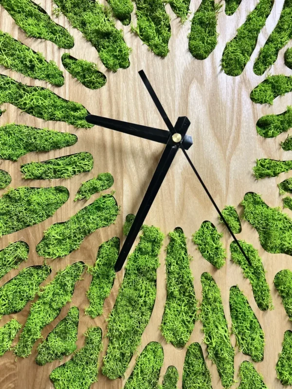 Round Wooden Wall Clock with Preserved Reindeer Moss - Image 7