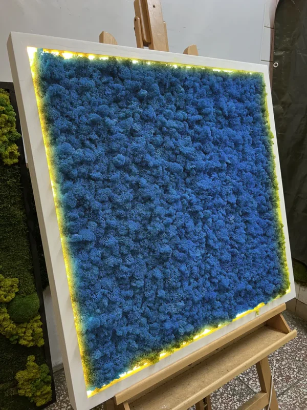 Moss Wall Art with Reindeer Moss and LED Lighting - Image 10