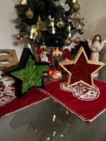 Wooden Christmas Star with Iceland Moss - Image 4